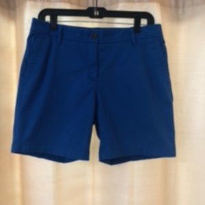 Talbots Chino Shorts, sz 6 relaxed